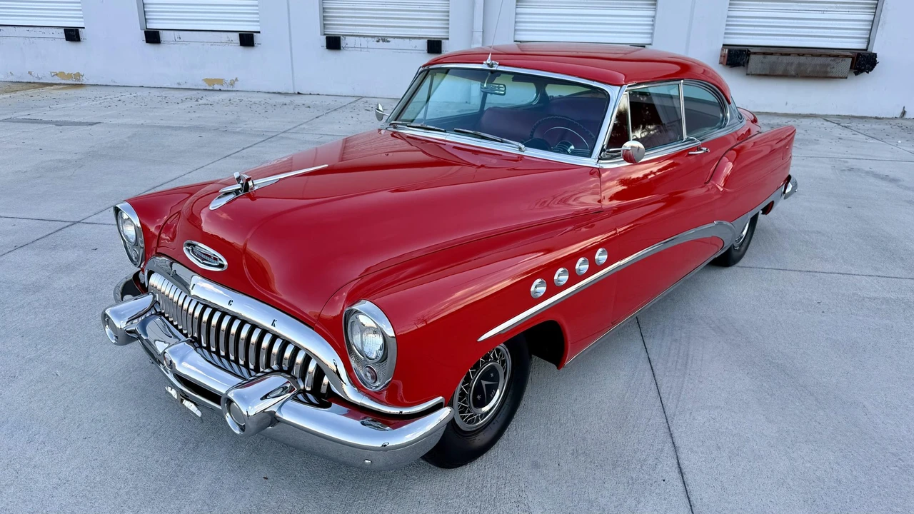 1953 Buick Roadmaster - Image 12 of 31