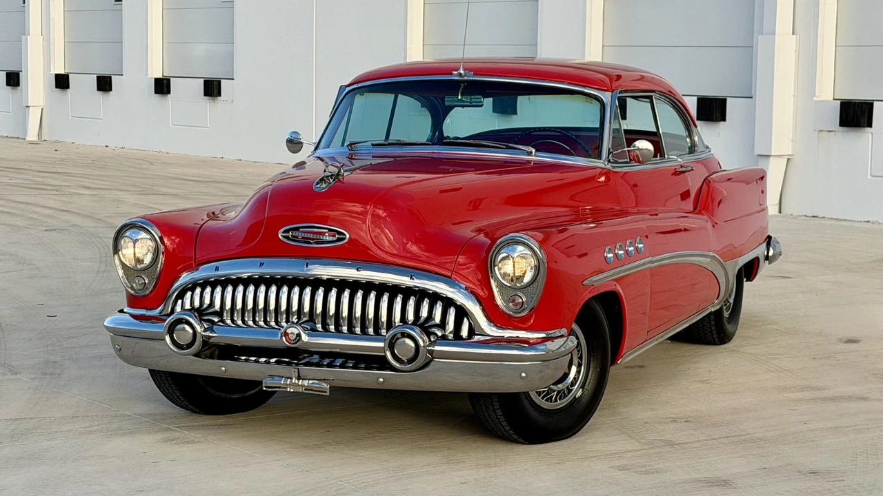 1953 Buick Roadmaster - Image 19 of 31