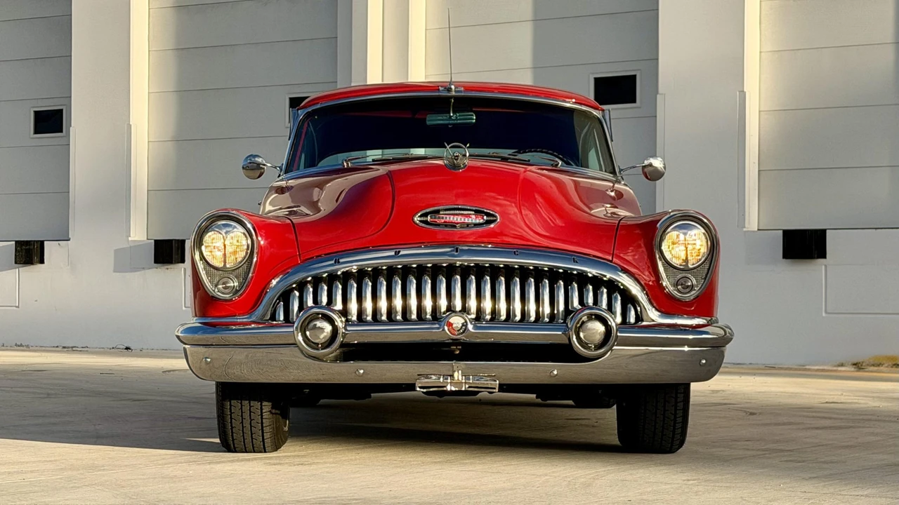 1953 Buick Roadmaster - Image 21 of 31