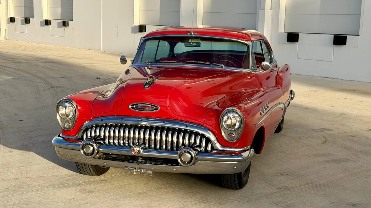 1953 Buick Roadmaster - Image 20 of 31