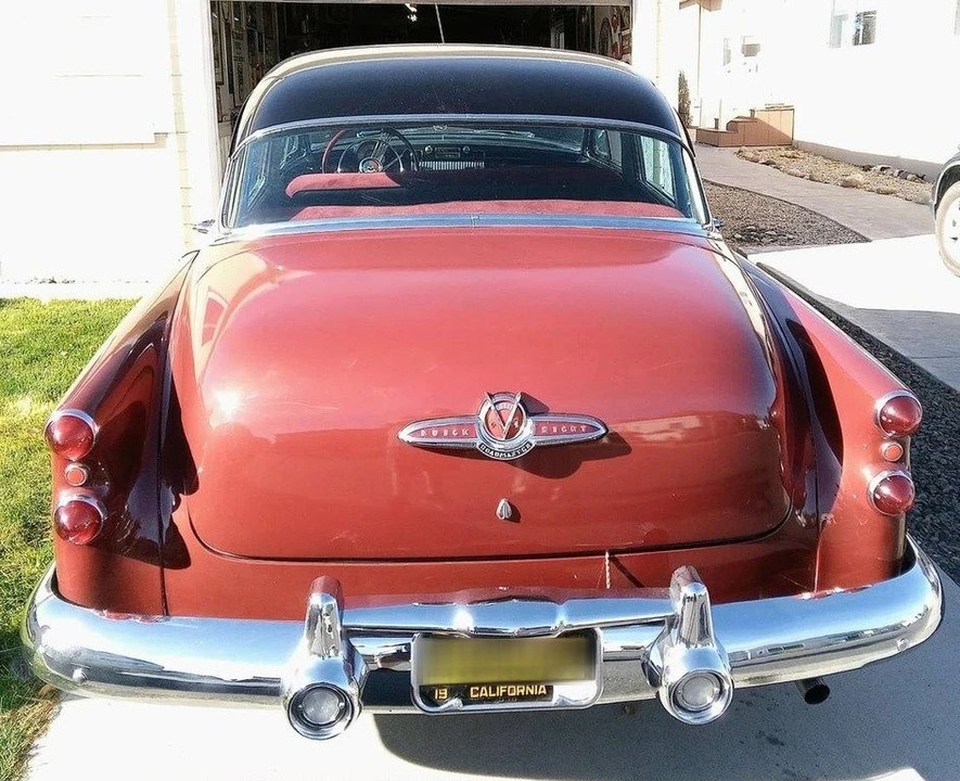 1953 Buick Roadmaster - Image 4 of 20