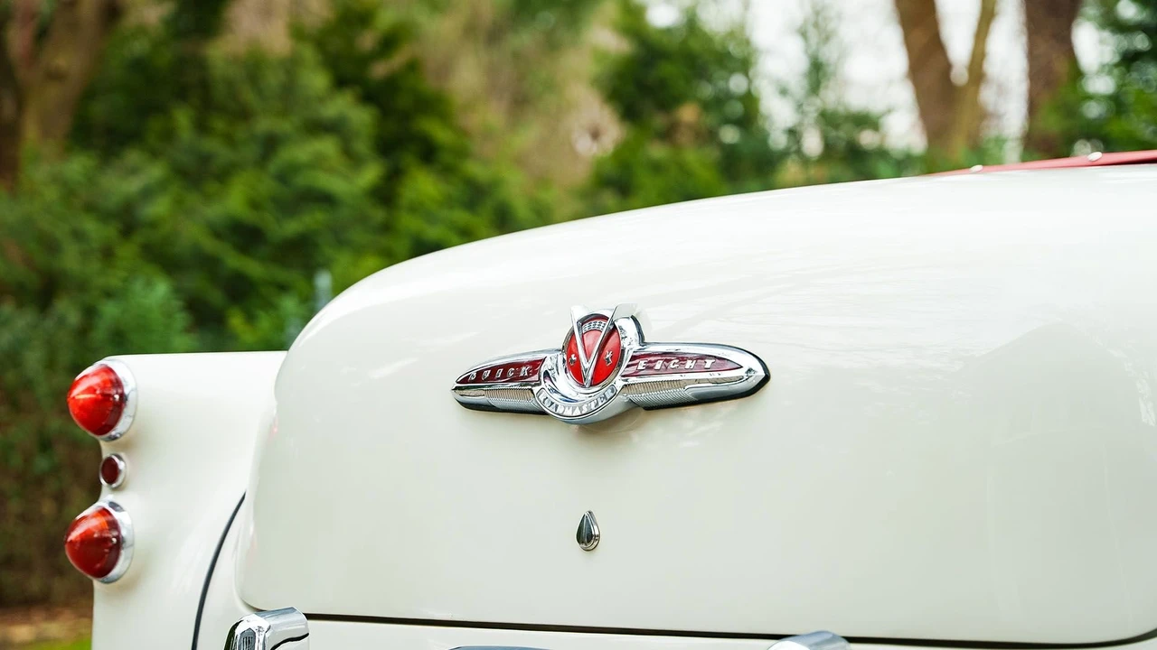 1953 Buick Skylark 1st-2nd Gen - Image 11 of 31