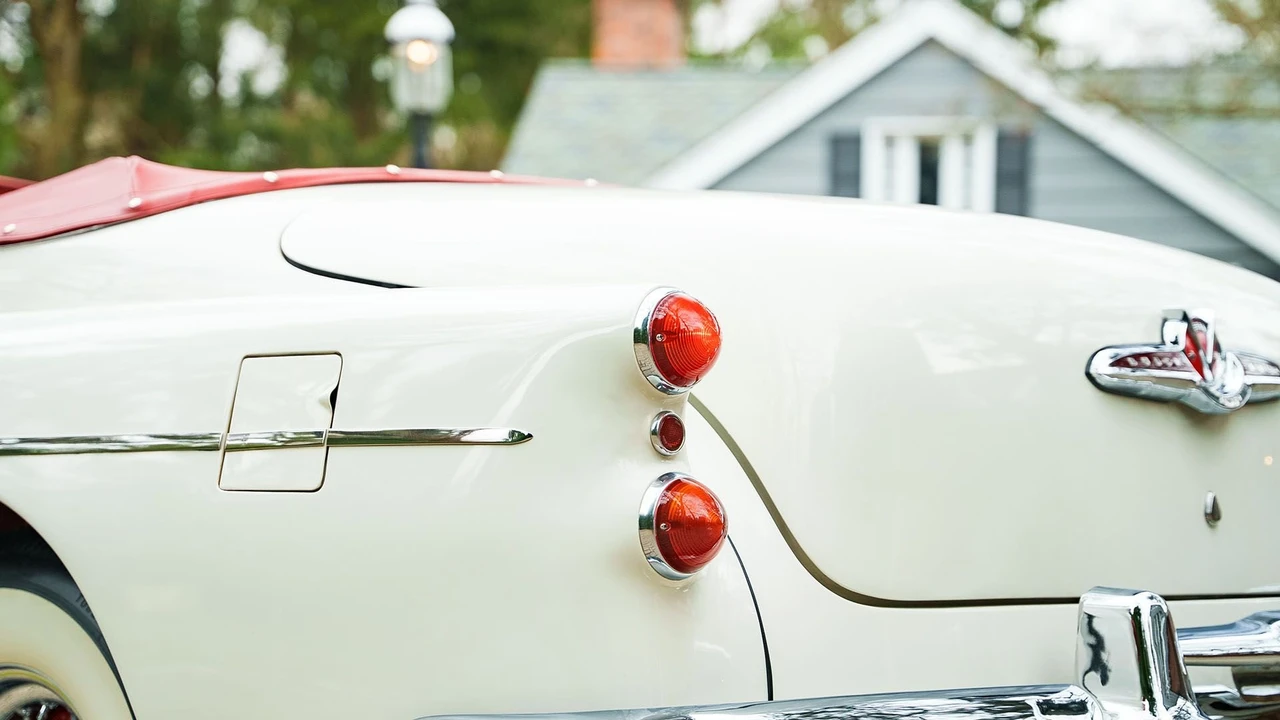 1953 Buick Skylark 1st-2nd Gen - Image 9 of 31