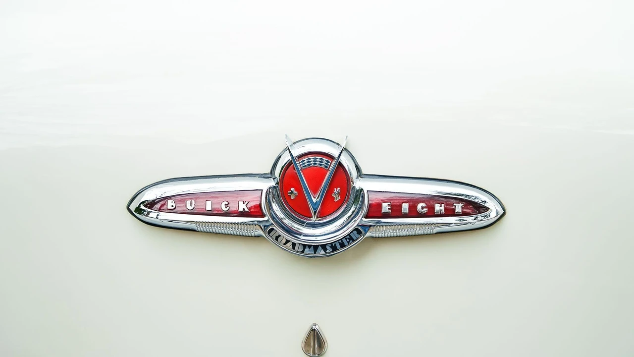 1953 Buick Skylark 1st-2nd Gen - Image 13 of 31