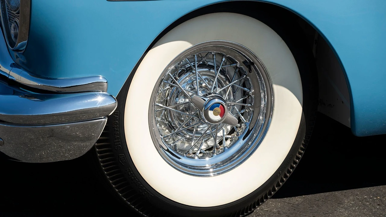 1953 Buick Skylark 1st-2nd Gen - Image 27 of 31