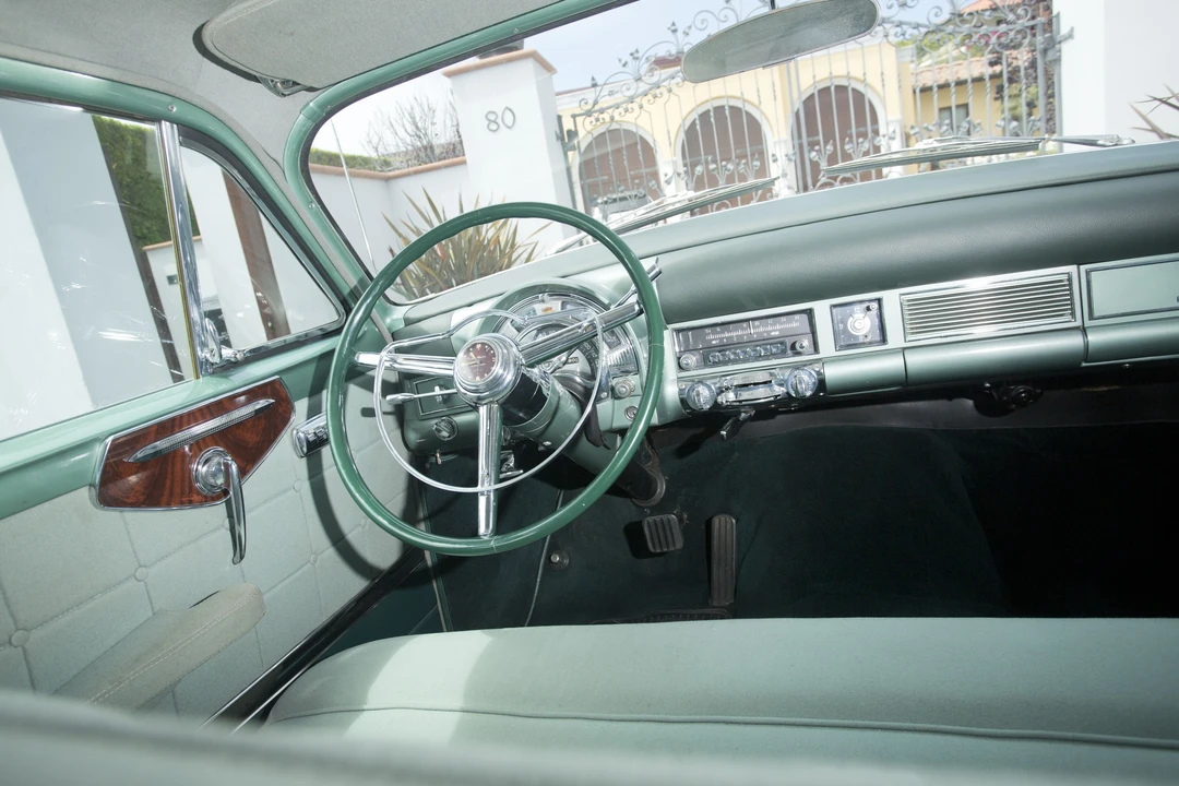 1953 Chrysler Imperial 1st Gen - Image 19 of 31