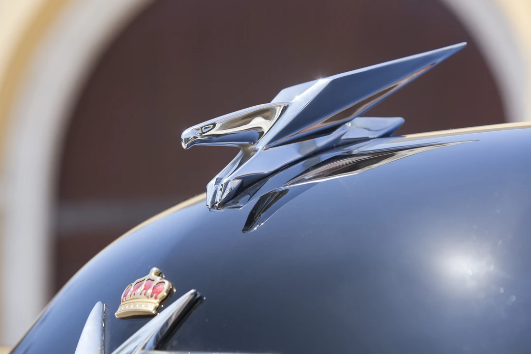1953 Chrysler Imperial 1st Gen - Image 30 of 31