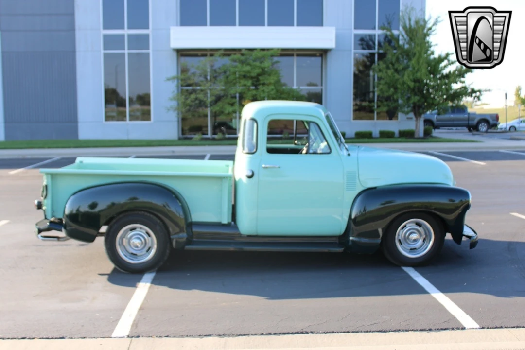 1953 Chevrolet Advance Design - Image 8 of 12