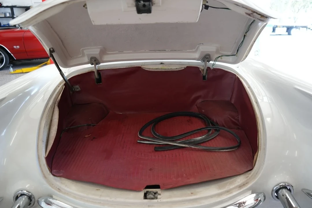 1953 Chevrolet Corvette C1 - Image 12 of 21