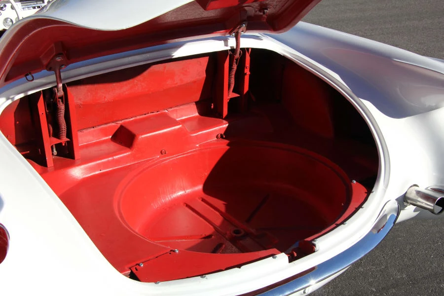 1953 Chevrolet Corvette C1 - Image 6 of 10