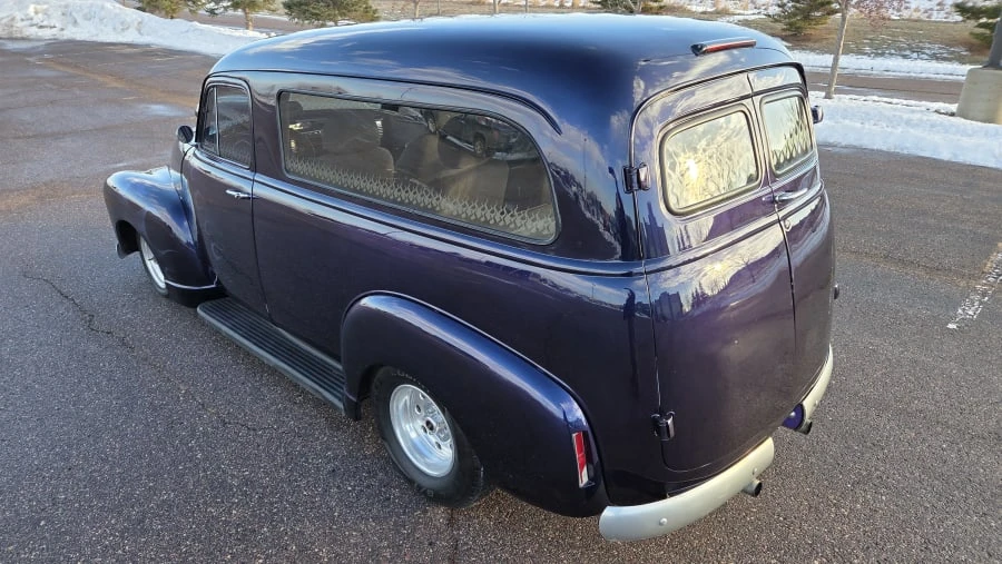 1953 Chevrolet Suburban 3rd Gen - Image 5 of 10