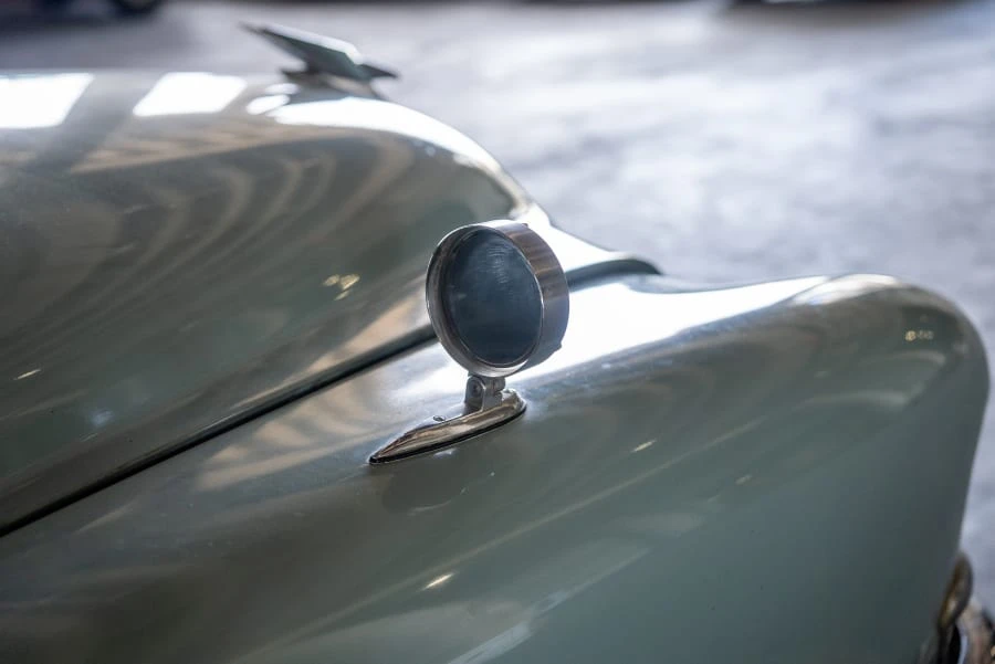 1953 Chrysler Imperial 1st Gen - Image 18 of 31