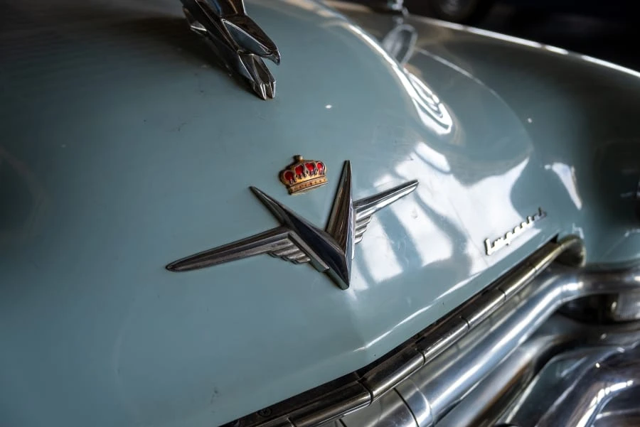 1953 Chrysler Imperial 1st Gen - Image 25 of 31