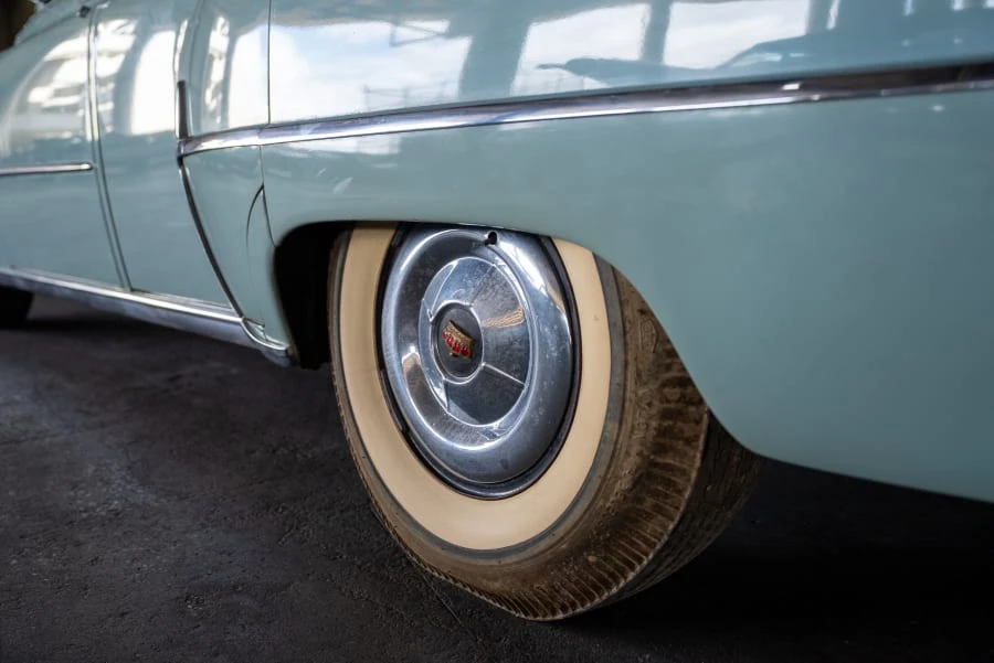 1953 Chrysler Imperial 1st Gen - Image 29 of 31
