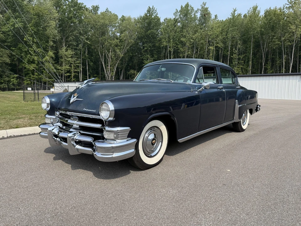 1953 Chrysler Imperial 1st Gen - Image 4 of 31