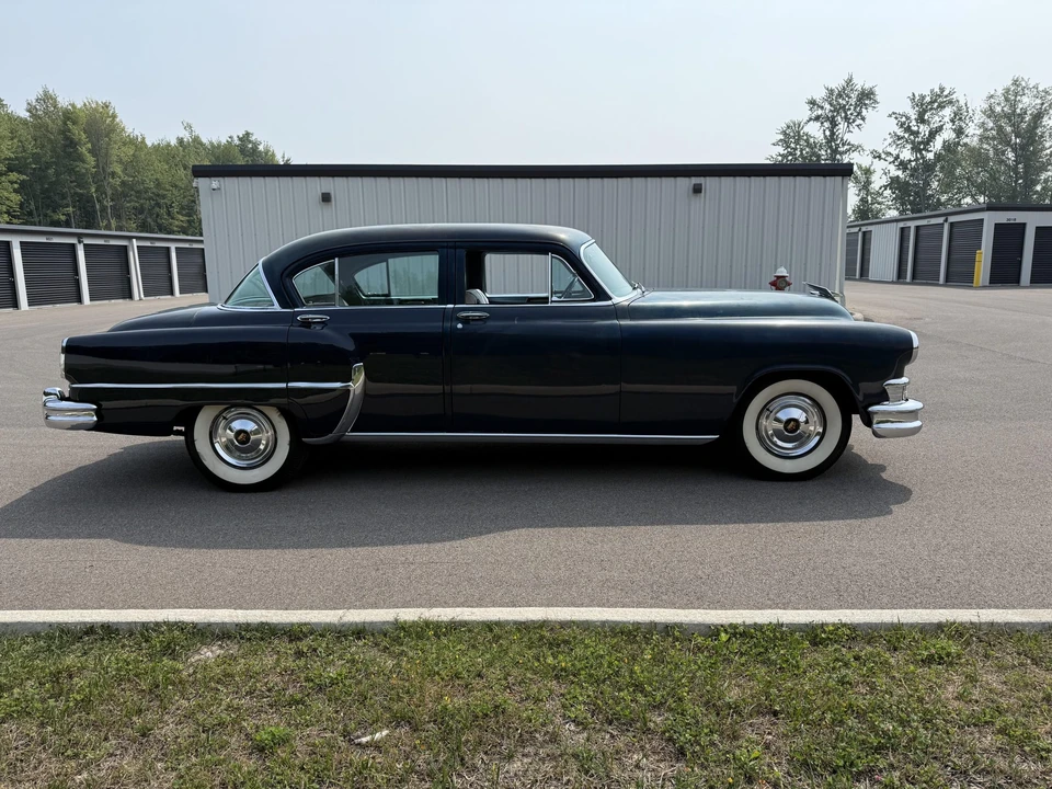1953 Chrysler Imperial 1st Gen - Image 10 of 31
