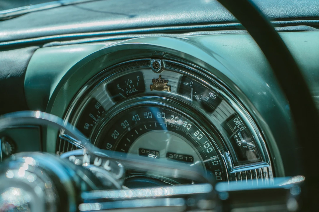 1953 Chrysler Imperial 1st Gen - Image 14 of 31