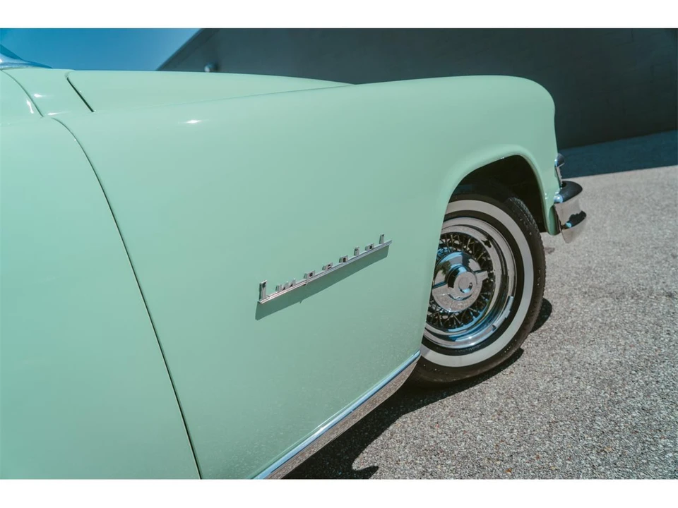 1953 Chrysler Imperial 1st Gen - Image 16 of 31