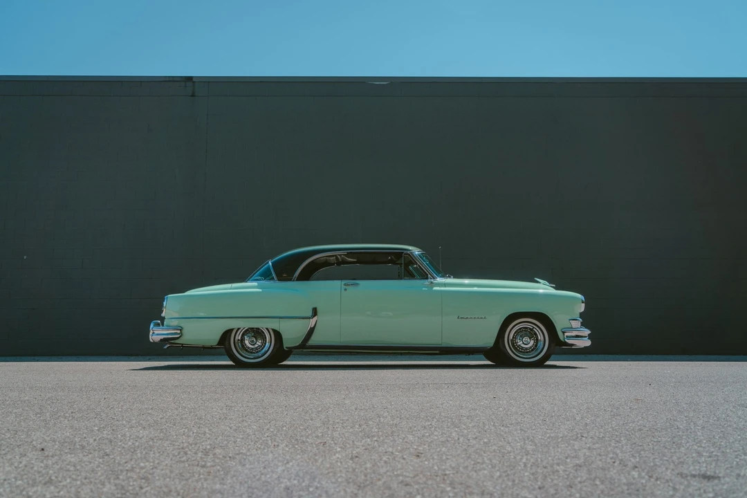 1953 Chrysler Imperial 1st Gen - Image 21 of 31