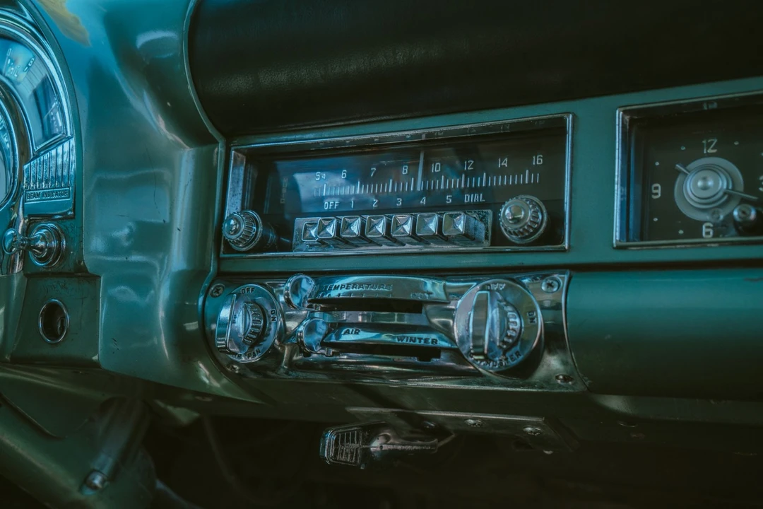 1953 Chrysler Imperial 1st Gen - Image 15 of 31