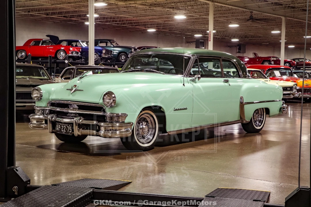 1953 Chrysler Imperial 1st Gen - Image 22 of 31