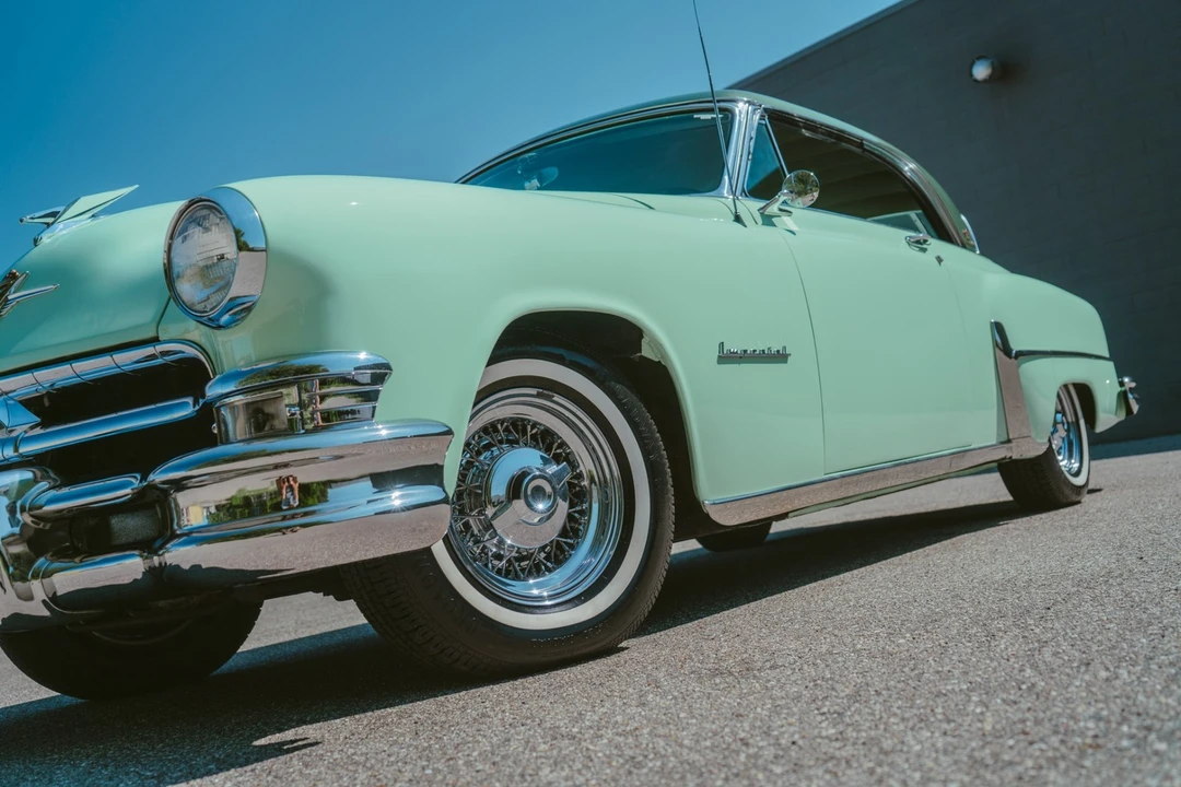 1953 Chrysler Imperial 1st Gen - Image 9 of 31