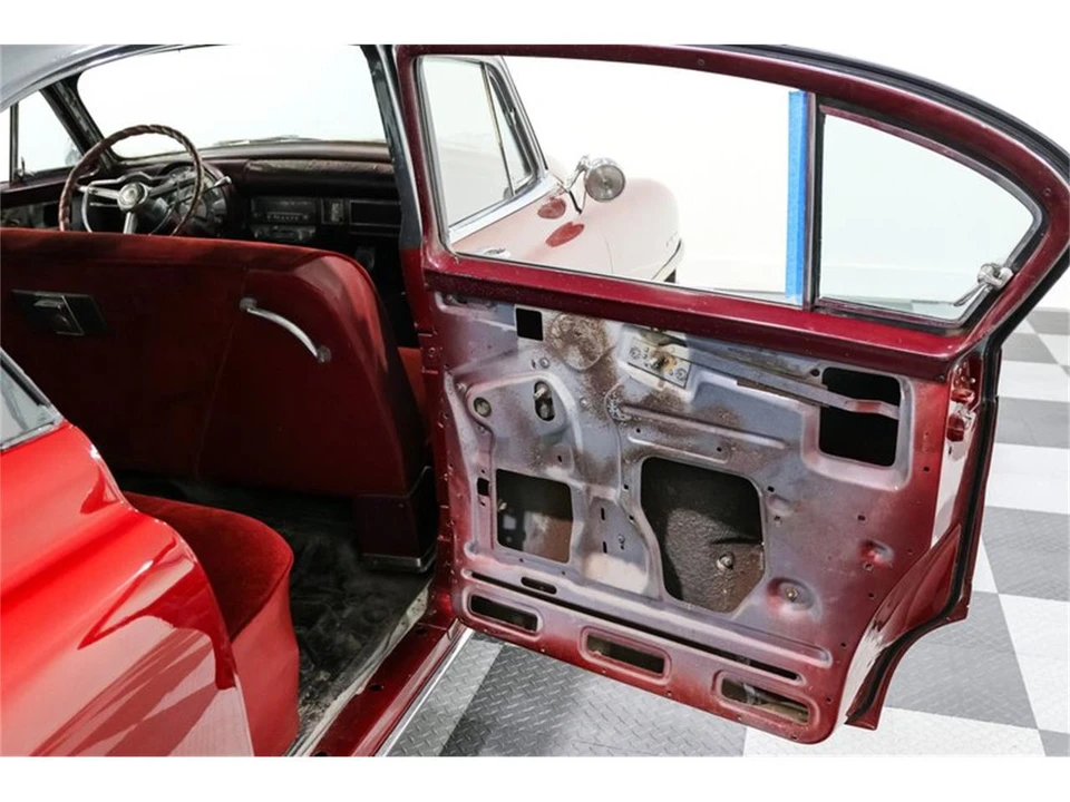 1953 Chrysler New Yorker - Image 20 of 31