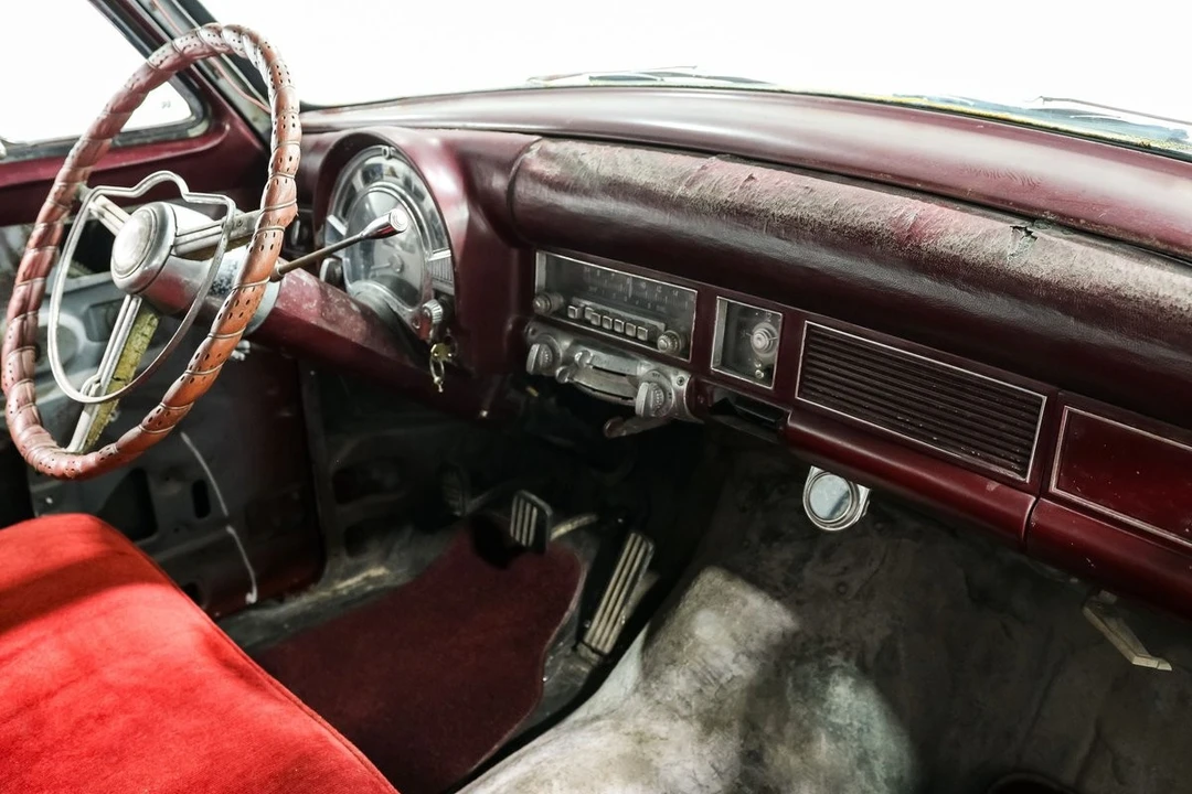1953 Chrysler New Yorker - Image 19 of 31
