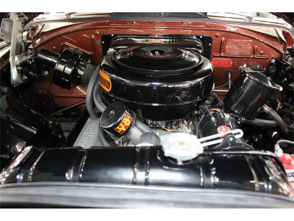 1953 Chrysler New Yorker - Image 11 of 31