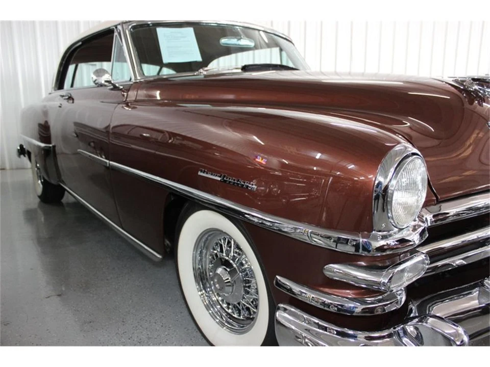 1953 Chrysler New Yorker - Image 7 of 31