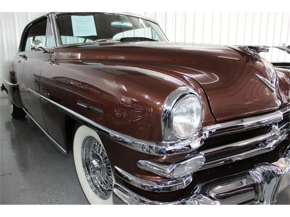 1953 Chrysler New Yorker - Image 5 of 31