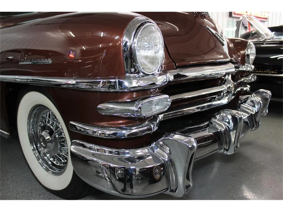1953 Chrysler New Yorker - Image 8 of 31