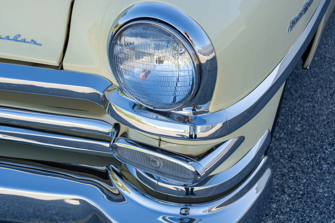 1953 Chrysler New Yorker - Image 24 of 31
