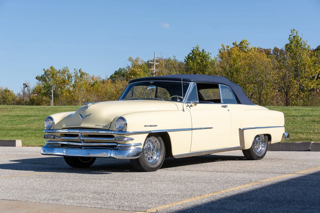 1953 Chrysler New Yorker - Image 13 of 31