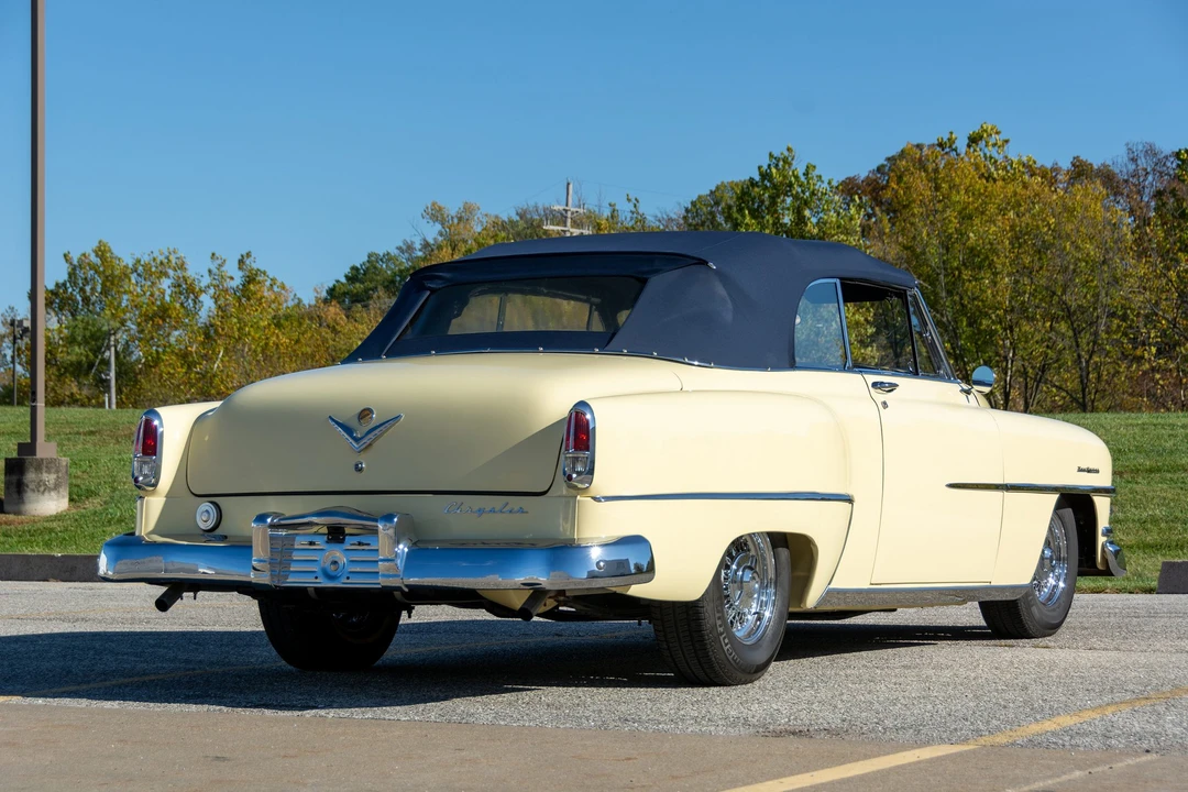 1953 Chrysler New Yorker - Image 17 of 31