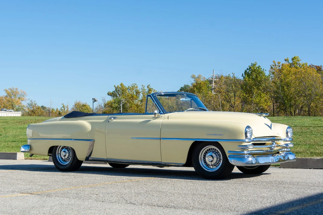 1953 Chrysler New Yorker - Image 4 of 31