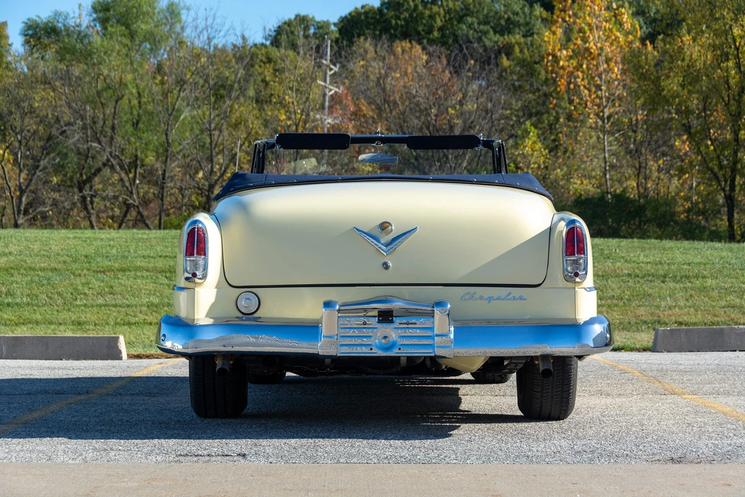 1953 Chrysler New Yorker - Image 7 of 31