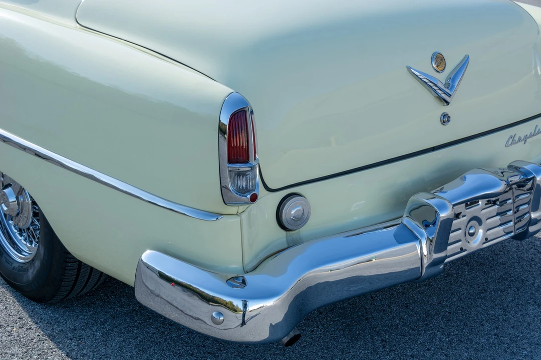 1953 Chrysler New Yorker - Image 25 of 31