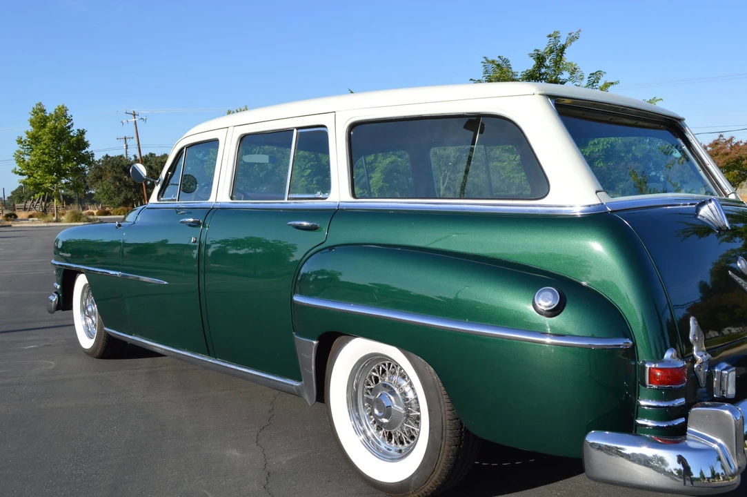 1953 Chrysler New Yorker - Image 21 of 31