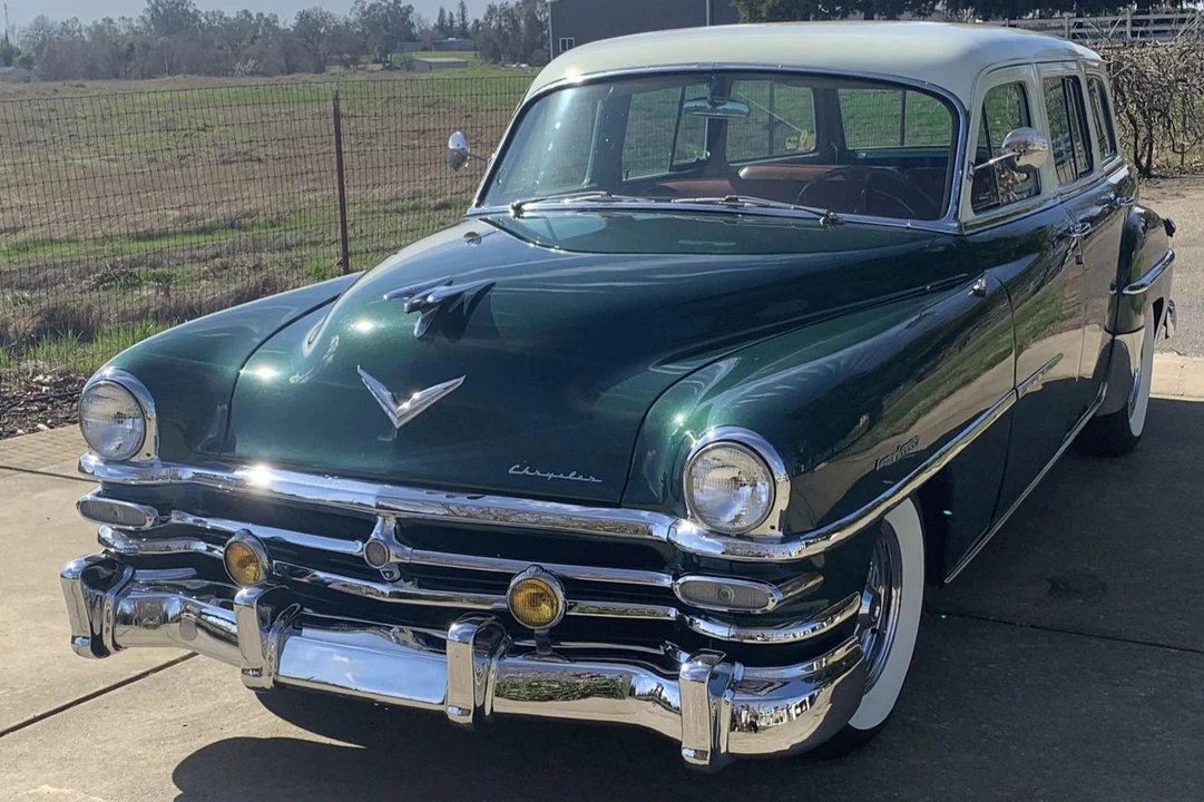 1953 Chrysler New Yorker - Image 15 of 31