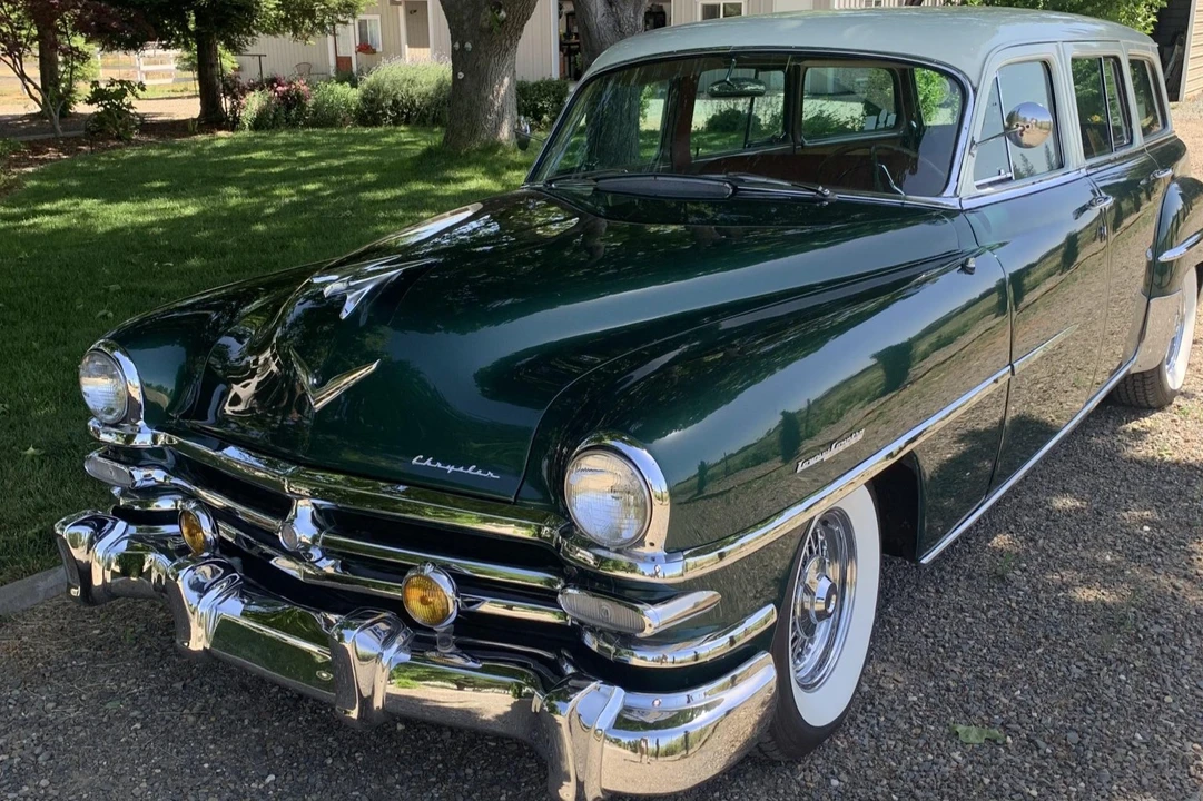 1953 Chrysler New Yorker - Image 14 of 31