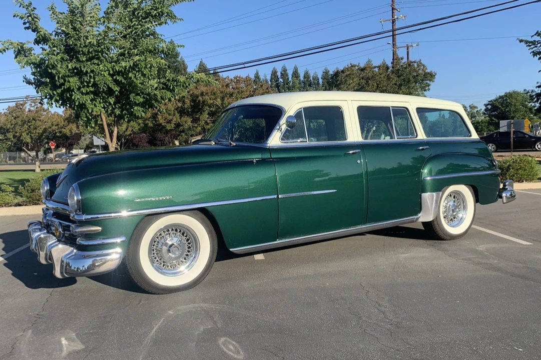 1953 Chrysler New Yorker - Image 8 of 31