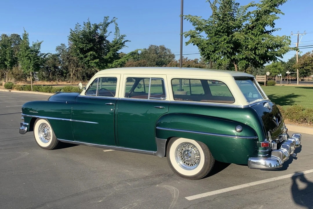 1953 Chrysler New Yorker - Image 10 of 31