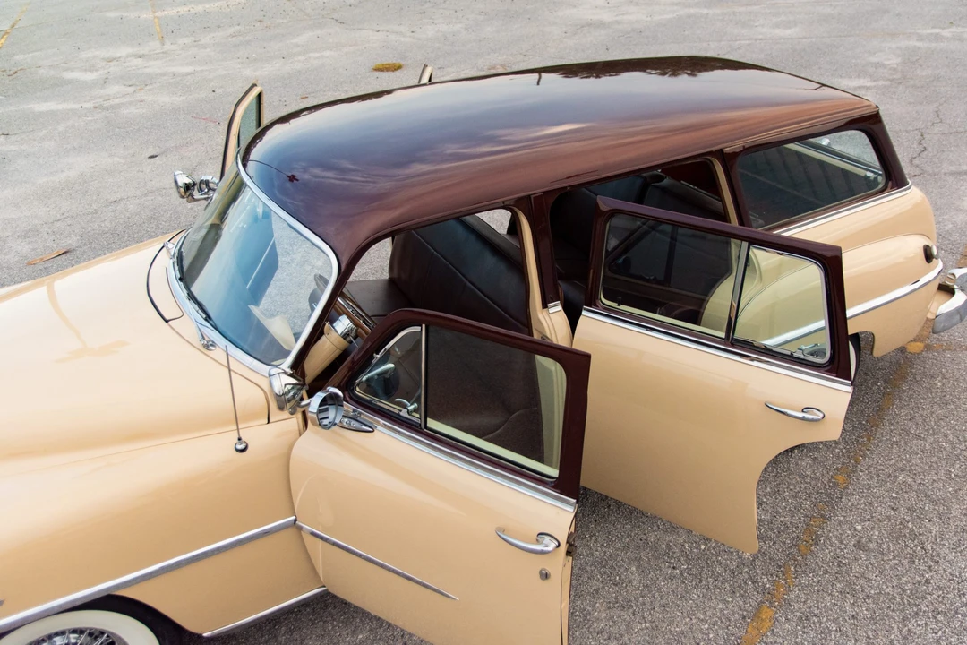 1953 Chrysler New Yorker - Image 5 of 31