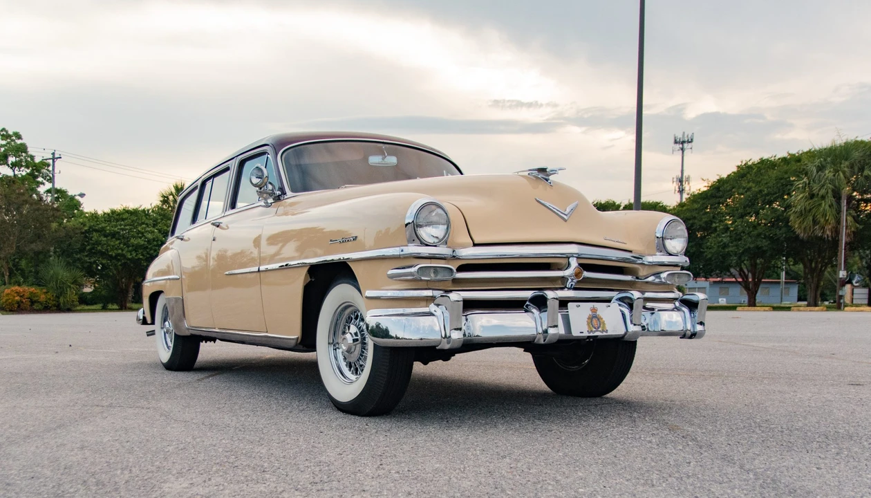 1953 Chrysler New Yorker - Image 31 of 31