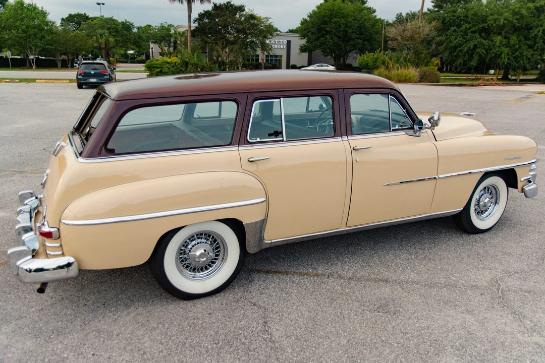 1953 Chrysler New Yorker - Image 25 of 31
