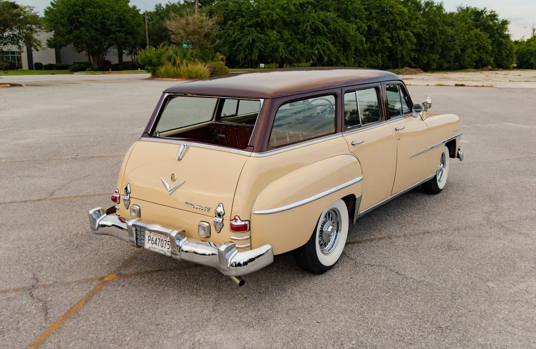 1953 Chrysler New Yorker - Image 19 of 31