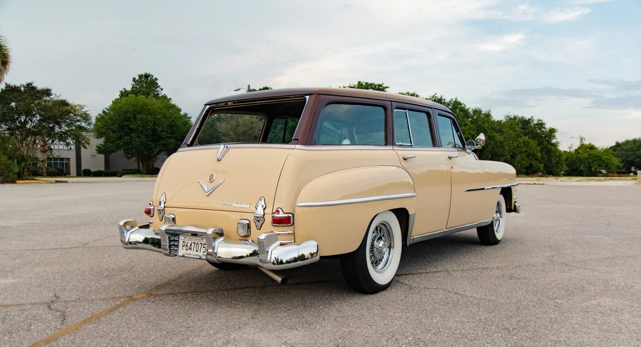 1953 Chrysler New Yorker - Image 18 of 31