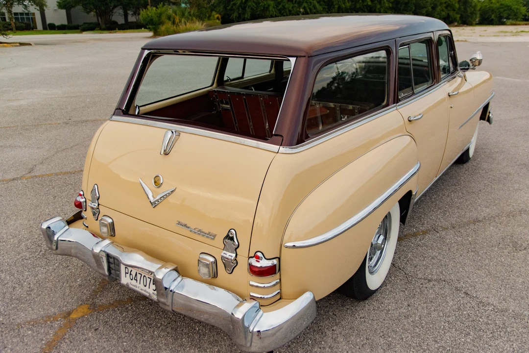 1953 Chrysler New Yorker - Image 22 of 31