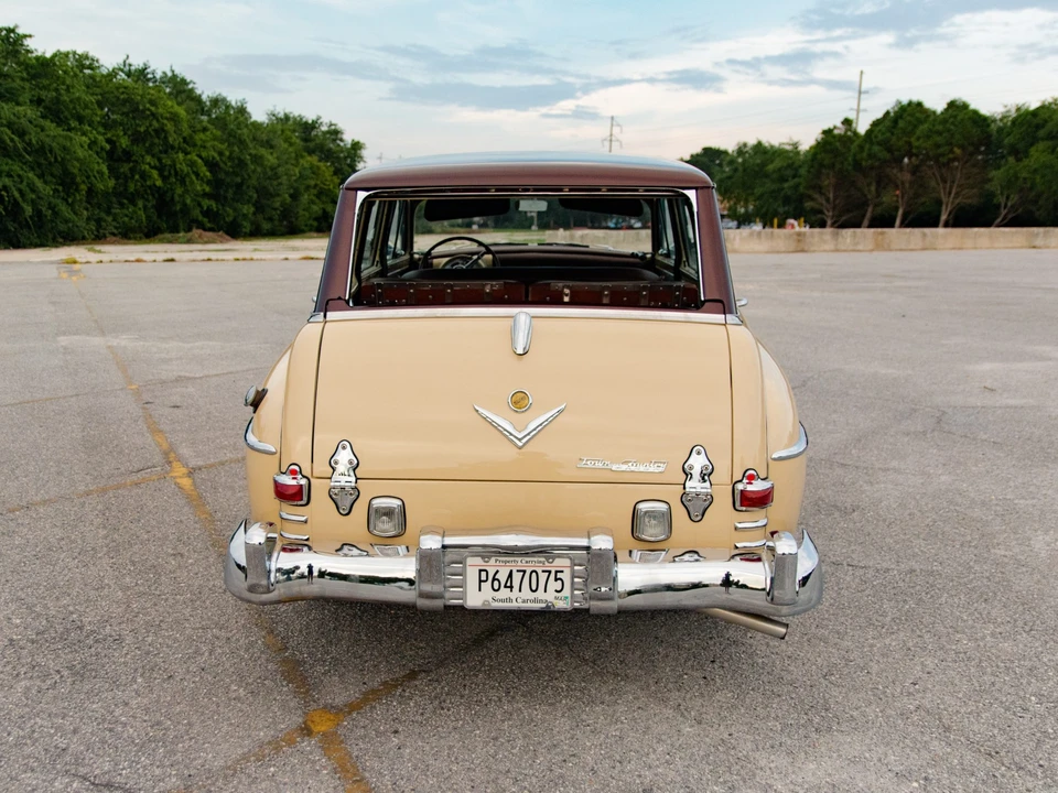 1953 Chrysler New Yorker - Image 9 of 31